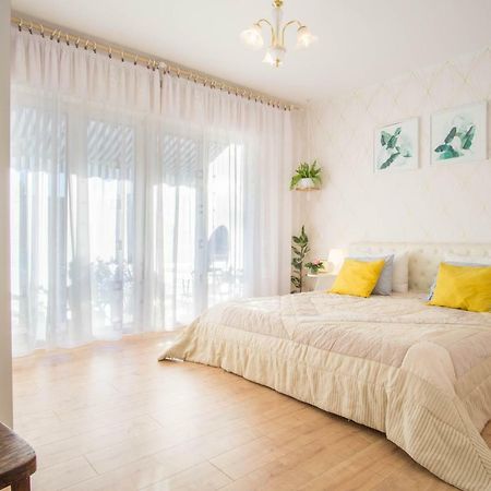 Spacious Apartment By The Sea 8+4 Pula Luaran gambar